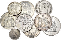 Lote de 9 monedas de plata, 3 de Bégica (1 franco 1914, 50 francos 1958, 500 francos 1980) y 5 de Francia (5 francos 1867, 10 franco 1969-70-72, 50 fr...