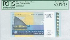 MADAGASCAR: 5000 Ariary (25000 Francs) (ND 2003) in violet, dark blue and yellow on multicolor unpt with fishing boats at left. Serial no "A7176721J"....