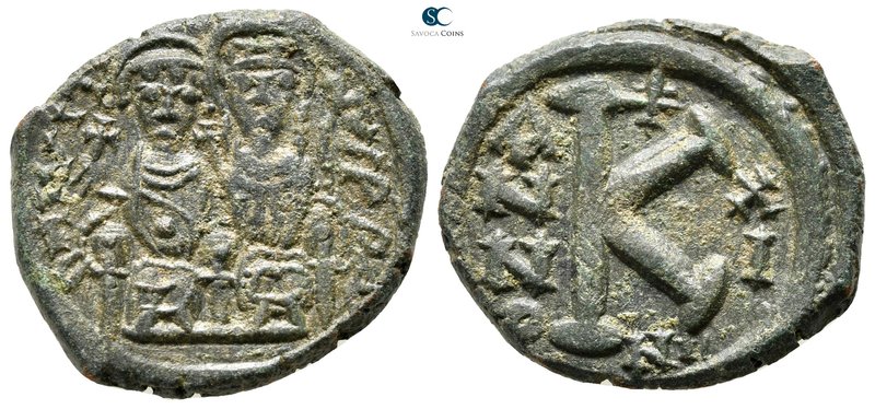 Justin II and Sophia AD 565-578. Nikomedia
Half follis Æ

23 mm., 6,45 g.

...