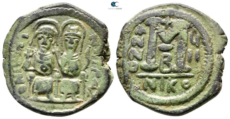 Justin II and Sophia AD 565-578. Nikomedia
Follis Æ

30 mm., 15,45 g.



...