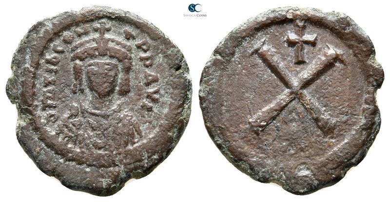 Tiberius II Constantine AD 578-582. Constantinople
Decanummium Æ

21 mm., 3,6...