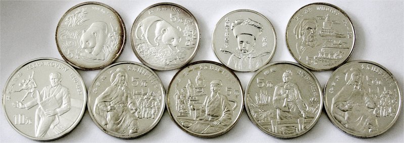 China
Lots der Volksrepublik China
9 Stück: 8 Silbergedenkmünzen aus 1990 bis ...