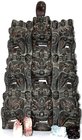 Lots Asien allgemein
4 asiatische Artefakte: Balinesisches Holz-"Totem" (9 Fratzen und zahlreiche kl. Totenschädel, 34 X 62 cm), zwei chinesische Fig...