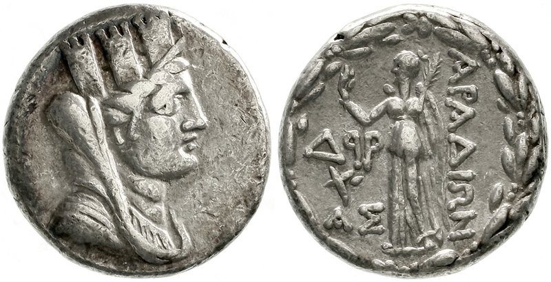 Phönikien
Arados
Tetradrachme, Jahr 194 = 66/65 v. Chr Büste der Tyche mit Mau...