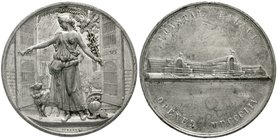 Großbritannien
Victoria, 1837-1901
Zinnmedaille 1854 von Pinches. Chrystal Palace Exhibition. 64 mm. sehr schön, Kratzer