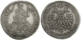 Nürnberg-Stadt
Reichsguldiner 1642. Reichsadler, Wertzahl 60 / Hl. Sebaldus mit Kirchenmodell steht zwischen zwei Wappen. Titel Ferdinand III. 29,01 ...