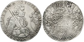 Sachsen-Albertinische Linie
Johann Georg III., 1680-1691
Taler 1681 CF Dresden. 28,71 g. sehr schön, Henkelspur, min. bearbeitet, kl. Schrötlingsfeh...