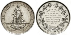 Ausstellungen
Deutschland
Silbermedaille 1879 Ehrenpreis auf die Gewerbe und Industrie Ausstellung des Kreises Waldenburg. 34,5 mm, 13,3 g. fast vor...