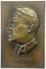 Drittes Reich
Einseitige, rechteckige Bronzegussplakette o.J. von P. Lipp. Büste Adolf Hitler l. 92 X 140 mm. vorzüglich