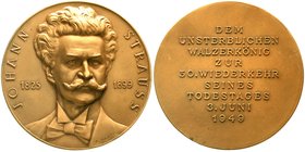 Kunst und Musik
Musiker
Bronzemedaille 1949 signiert A. Hartig, auf den 50. Todestag von Johann Strauss, Porträt/Inschrift, 71 mm, 124,14 g. vorzügl...