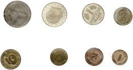 Kursmünzensätze
1 Pfennig - 5 Deutsche Mark, 1964-2001
Seltenheit: 1965 F, mit 1 Mark 1966 F. O.B.H. ( 1, 5, 10 und 50 Pf. wie immer von 1950). Foli...