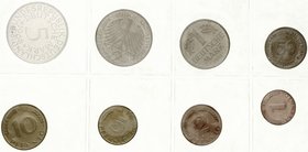 Kursmünzensätze
1 Pfennig - 5 Deutsche Mark, 1964-2001
1968 G. O.B.H. 2 Pfennig unmagnetisch. Auflage 6023 Sätze. Polierte Platte