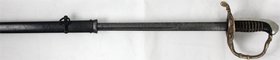 Blankwaffen
Frankreich
Marinedegen in Scheide. Um 1880/1900. Länge 102 cm. Klinge rostig, Scheide und Griff restauriert.