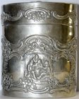 Silber
Deckeldose, Silber 800, Hersteller Adam Manns & Sohn, Dörnigheim ca. 1922-1938. Höhe 95 mm; 224,14 g. einige Dellen