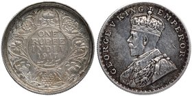 Silver One Rupee of King George V Coin box without lid of Bombay Mint of 1917.