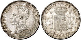1905*1905. Alfonso XIII. SMV. 2 pesetas. (Cal. 34). 9,96 g. Leves golpecitos. Bella. EBC+.