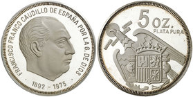 1892-1975. Estado Español. 5 onzas. 217 g. Plata. En estuche. Proof.