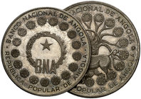 1976 y 1977. Angola. 500 y 1000 kwanzas. (Kr. falta). AG. Banco Nacional de Angola. Lote de 2 monedas. (Proof).