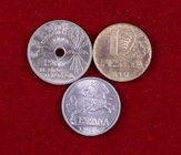 1937 y 1953. 10, 25 céntimos y 1 peseta. Lote de 3 monedas. EBC/S/C.