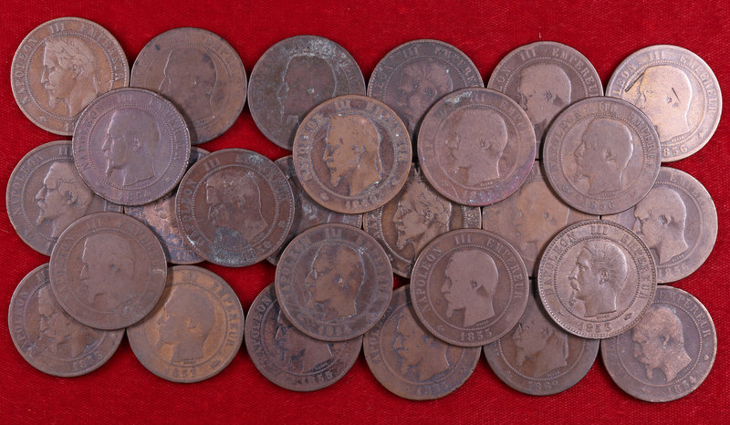 Francia. Napoleón III. Segundo Imperio. 10 céntimos. Bronce. Lote de 27 monedas....