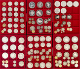 Conjunto de 144 monedas de diversos países. A examinar. MBC/Proof.