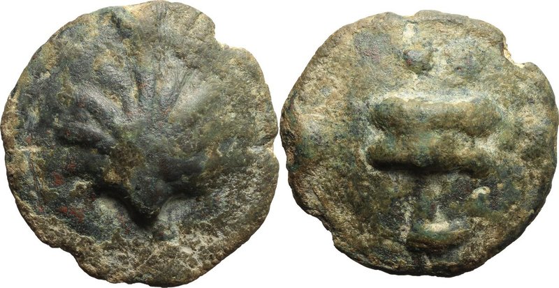 Greek Italy. Northern Apulia, Luceria. AE Cast Biunx, c. 217-212 BC. D/ Scallop ...