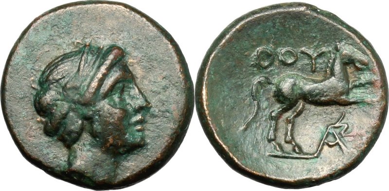 Greek Italy. Southern Lucania, Thurium. AE 14 mm. c. 280-260 BC. D/ Head of Apol...