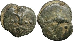 Dioscuri/Mercury series. AE Cast Triens, c. 280 BC. D/ Thunderbolt; on either side, two pellets. R/ Dolphin right; below, four pellets. Cr. 14/3. Vecc...