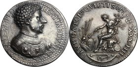 Firenze. Alessandro de' Medici (1531-1537), primo duca di Firenze. Medaglia. D/ ALEX MED FLORENTIAE DVX PRIMVS. Busto corazzato a destra. R/ FUNDATOR ...