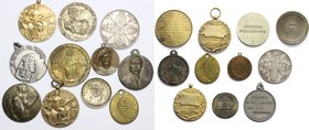 Miscellanea. Interessante insieme di 10 medaglie di varie epoche e metalli. In aggiunta corona inglese 1887. Di buona conservazione. Notata medagliett...