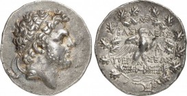 6-Grèce - Royaume de Macédoine
 Persée (178-168)
 Tétradrachme - Pella ou Amphipolis
 Av. : Tête diadémée de Persée à droite.
 Rv. : Aigle debout ...