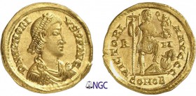 96-Honorius (393-423)
 Solidus - Rome (404-408)
 Av. : Buste diadémé et drapé d'Honorius à droite.
 Rv. : Honorius debout à droite, tenant un étend...