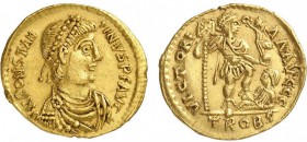 98-Constantin III (407-411)
 Solidus - Trèves (408-411)
 Av. : Buste diadémé et drapé de Constantin à droite.
 Rv. : Constantin debout à droite, te...