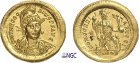 99-Théodose II (402-450)
 Solidus - Constantinople (408-420)
 Av. : Buste casqué, diadémé et cuirassé de Théodose de face,
 tenant une haste dirigé...