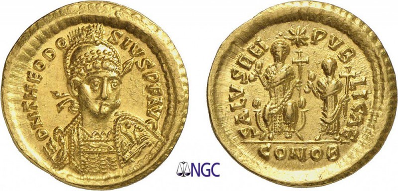 100-Théodose II (402-450)
 Solidus - Constantinople (425-429)
 Av. : Buste cas...
