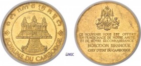 428-Cambodge
 Norodom Sihanouk (1941-1955 / 1960-1970)
 Médaille en or honorifique - Non daté.
 D'une insigne rareté.
 Léger coup de lime sur la t...