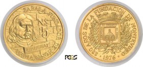 1332-Uruguay
 République (1930 à nos jours)
 Epreuve en or sur flan bruni du 5 nuevos pesos
 cupro-nickel-aluminium - 1976 Santiago.
 Très rare - ...