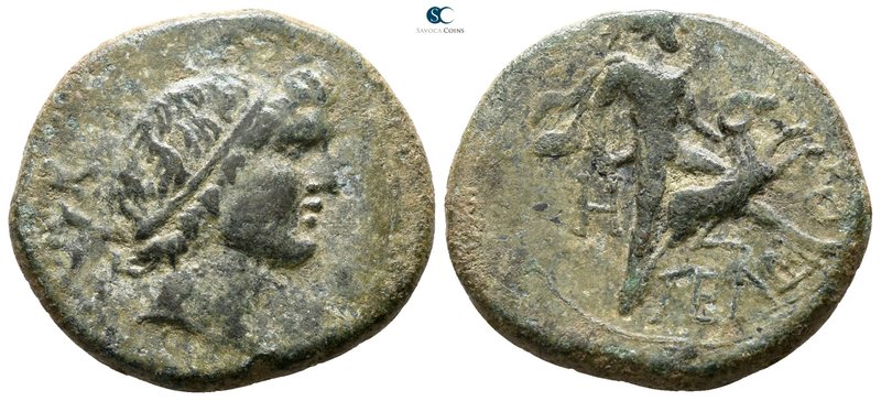 Sicily. Gela 208-200 BC. 
Bronze Æ

21 mm., 6.11 g.



very fine