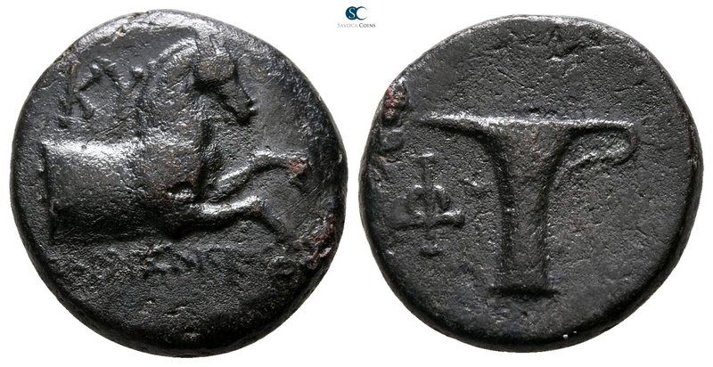 Aeolis. Kyme circa 350-250 BC. 
Bronze Æ

15 mm., 4.11 g.



very fine