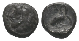 Cilicia, Mallos AR Obol. Circa 440-390 BC. Head of Herakles left, wearing lion skin / Swan standing right; ankh symbol above, grain ear before. Traité...
