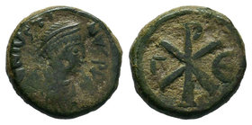 Justinian I (527-565). Æ 5 Nummi Diademed, draped and cuirassed bust r. R/ Large Chi-Rho monogram between N-E. MIBE 111;
Diameter: 14mm
Weight: 2.17...