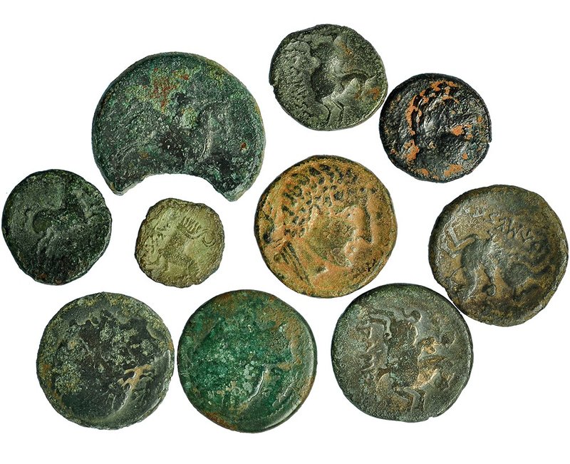 Lote de 10 monedas de Ausesken: as, semis, mitad (3), cuadrante y unidad (4). Un...