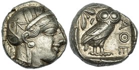 ÁTICA. ATENAS. Tetradracma (454-404 a.C.). A/ Atenea con casco a der. con hoja de oliva. R/ Dentro de cuadrado incuso búho a der. mirando de frente, c...