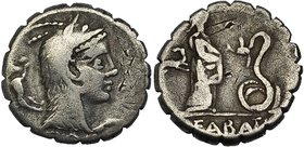 ROSCIA. Denario serrato. Roma (64 a.C.). A/ Cabeza de Juno Sóspita a der.; detrás toro corriendo. R/ Muchacha alimentando serpiente; detrás animal; en...