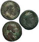 Lote de 3 sestercios: TRAJANO, R/ AEQVITAS; RIC-497; MARCO AURELIO, R/ VICTORIA; RIC-934; FAUSTINA I, R/ PIETAS; RIC-1146. BC/BC+.