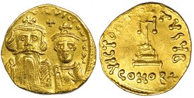 CONSTANS II Y CONSTANTINO IV. Sólido. Constantinopla, B (641-668). R/ Cruz sobre pedestal de tres escaños. SBB-959. Golpecito en rev. MBC+.