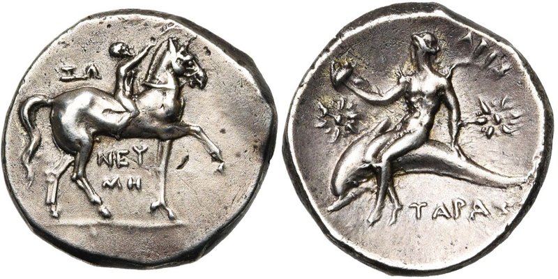 CALABRE, TARENTE, AR nomos, 281-272 av. J.-C. D/ Cavalier nu couronnant son chev...