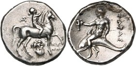 CALABRE, TARENTE, AR nomos, 272-235 av. J.-C. D/ Cavalier menant son cheval au pas à d. et cour. l''animal. Au-dessus à g., . En bas à d., KY/NΩN. En...