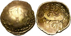 GAULE BELGIQUE, Mediomatrici, El. quart de statère scyphate, fin 2e s. av. J.-C. Type janiforme. Classe III var. D/ T. janiforme angulaire, chaque oei...