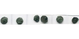 GAULE TRANSALPINE, Massalia, lot de 3 p.: bronzes légers au taureau (2), légende MAΣΣA, palme à l''exergue (revers décentré), deux lettres à l''exergu...
